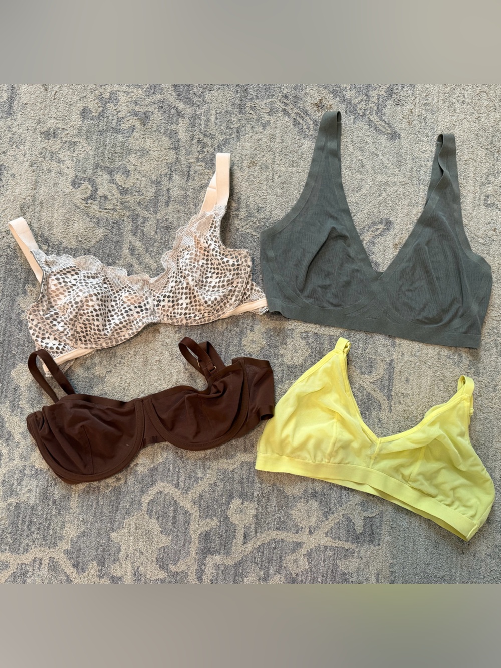 CUUP  and VS *BRA LOT of 2